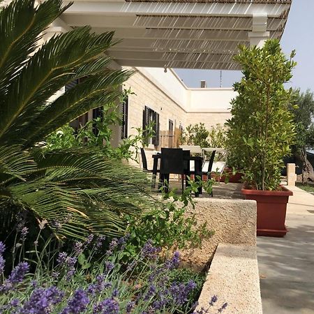 Villa Casa Vacanze A Pauljne Locorotondo Exterior foto